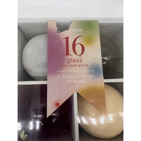 Anthropologie Tarrain Bulb Ornaments Mixed Finish 3” Ornaments Christmas Tree - Picture 3 of 11